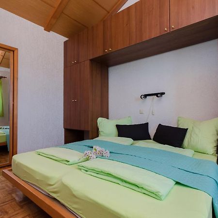 נובי ווינודולסקי Apartments And Room Drazen מראה חיצוני תמונה