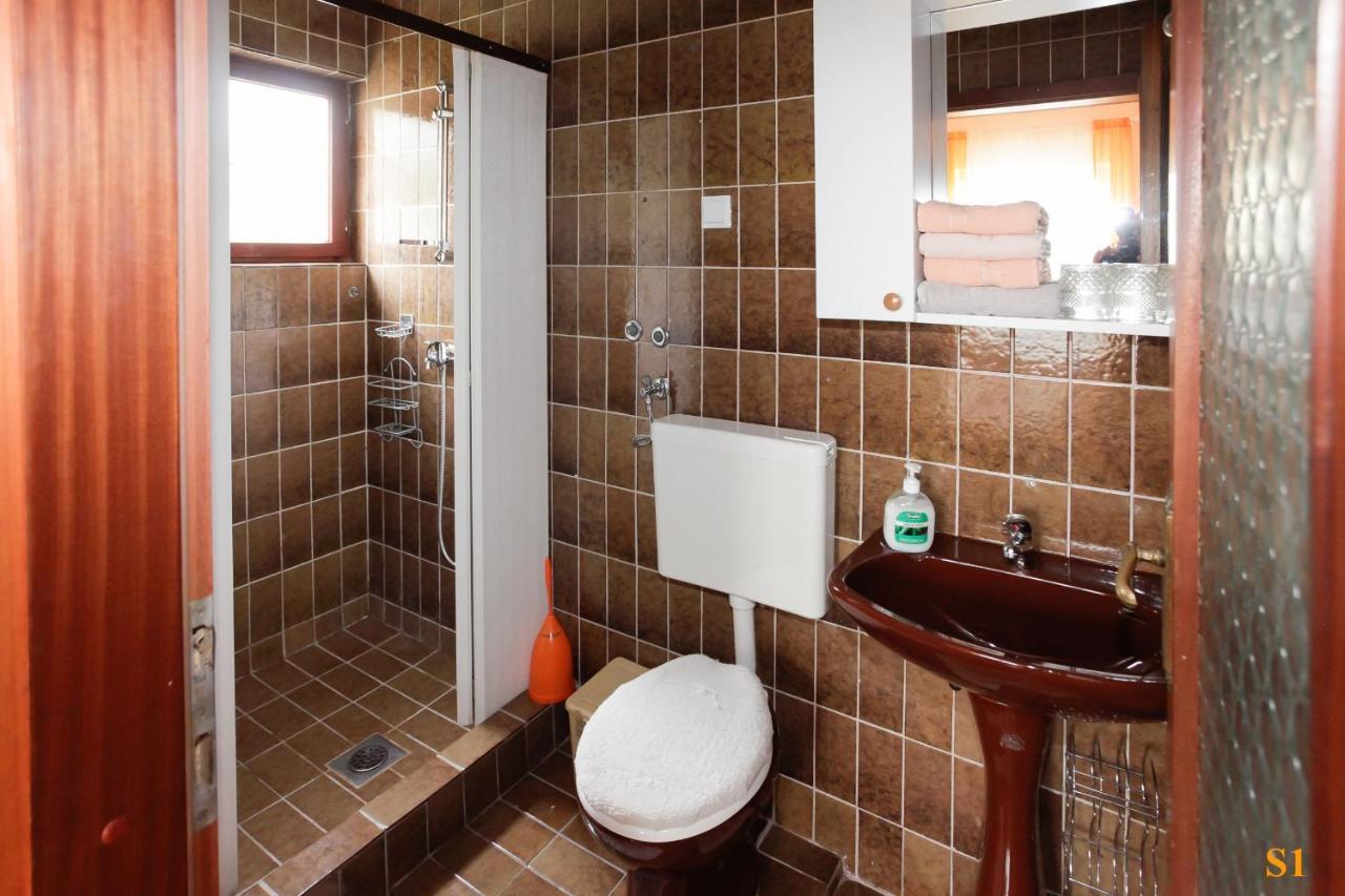 נובי ווינודולסקי Apartments And Room Drazen מראה חיצוני תמונה