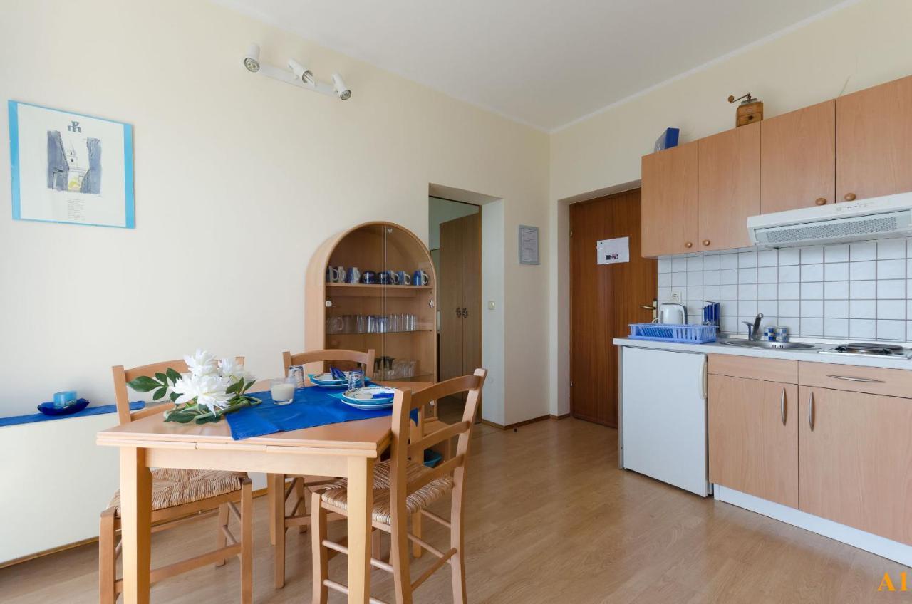 נובי ווינודולסקי Apartments And Room Drazen מראה חיצוני תמונה