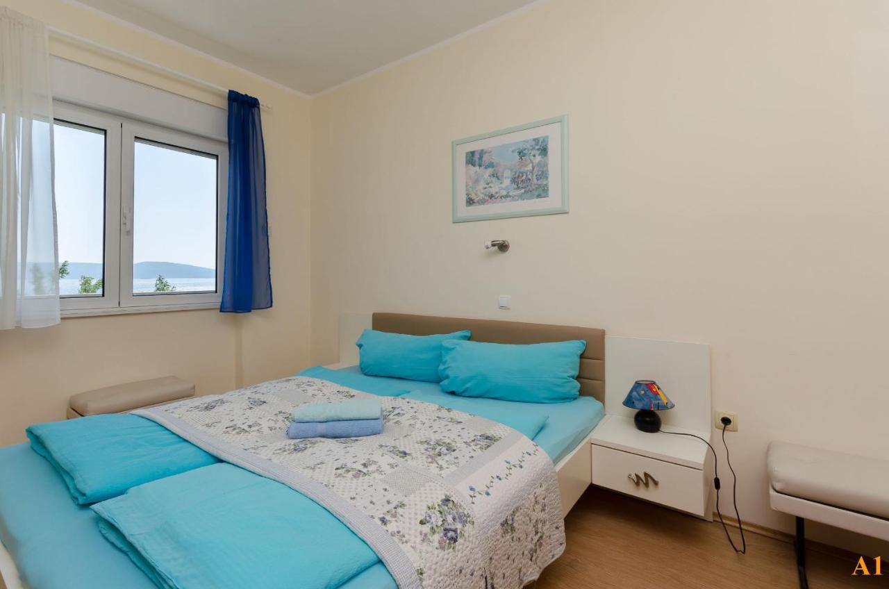 נובי ווינודולסקי Apartments And Room Drazen מראה חיצוני תמונה